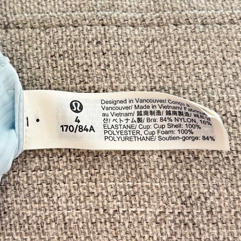 NWT Lululemon Ribbed Like A Cloud Long Line Bra Size 4 B/C Cup In Powder Blue - Picture 4 of 6